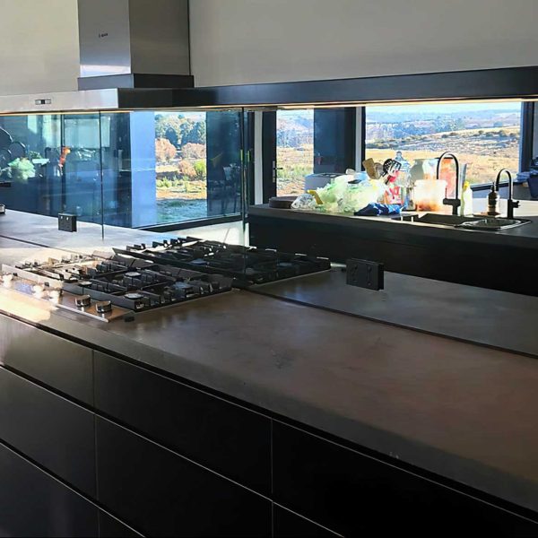 Macedon Ranges Glass Melbourne Commercial and Domestic Glazing
