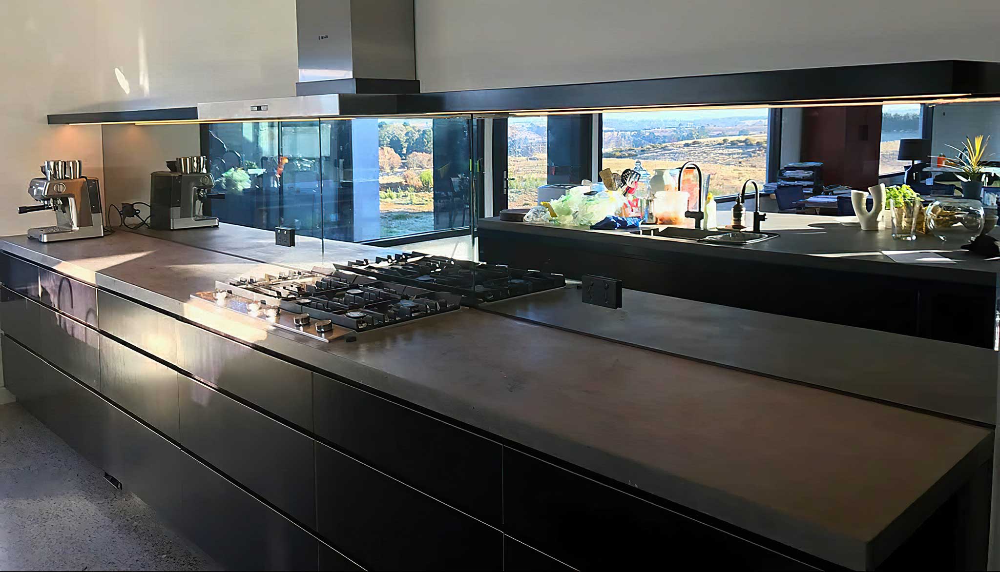 Macedon Ranges Glass Melbourne Commercial and Domestic Glazing