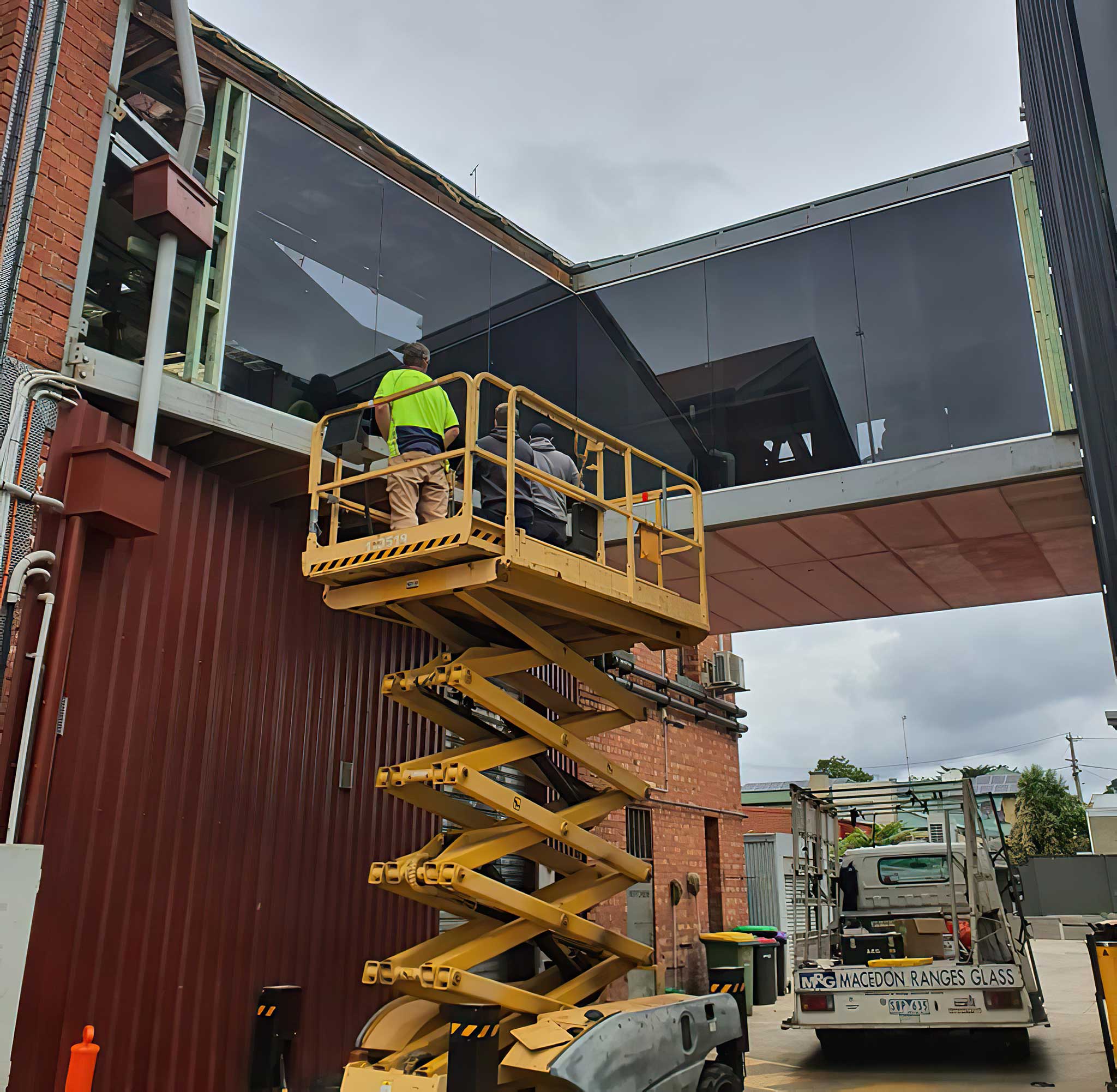 Macedon Ranges Glass Melbourne Commercial and Domestic Glazing