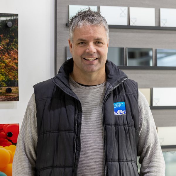 portrait photo of Brett, owner of Macedon Ranges Glass